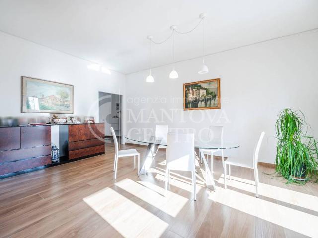 Appartamento in vendita a Mantova MN