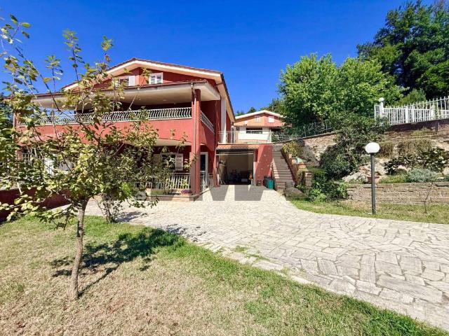 Villa in vendita a Manziana RM