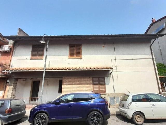 Appartamento in vendita a Manziana RM