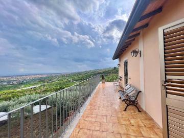 Appartamento in vendita a Mascali CT