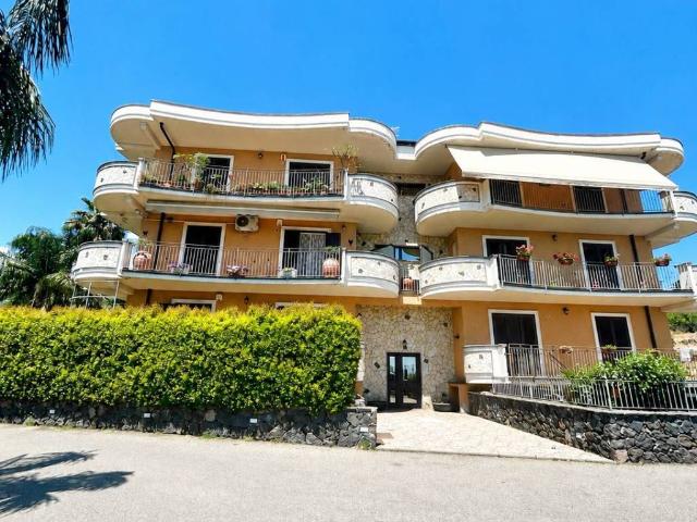Appartamento in vendita a Mascali CT