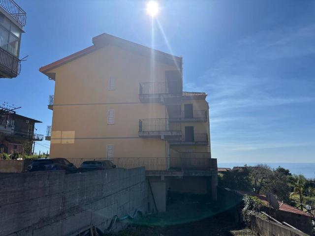 Casa indipendente in vendita a Mascali CT