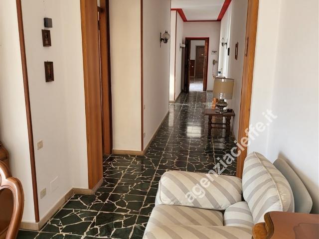 APPARTAMENTO in VENDITA a MASSA Marina di Massa di 4 vani