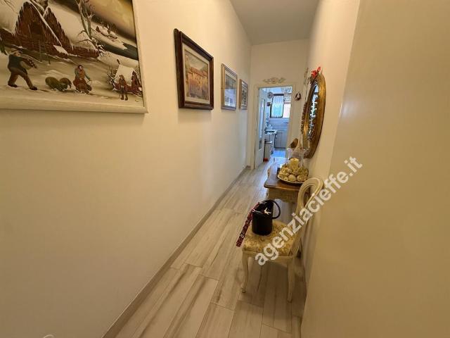 APPARTAMENTO in VENDITA a MASSA Marina di Massa di 4 vani