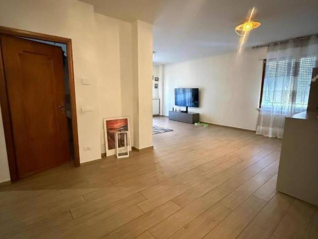 Appartamento in vendita a Massa MS