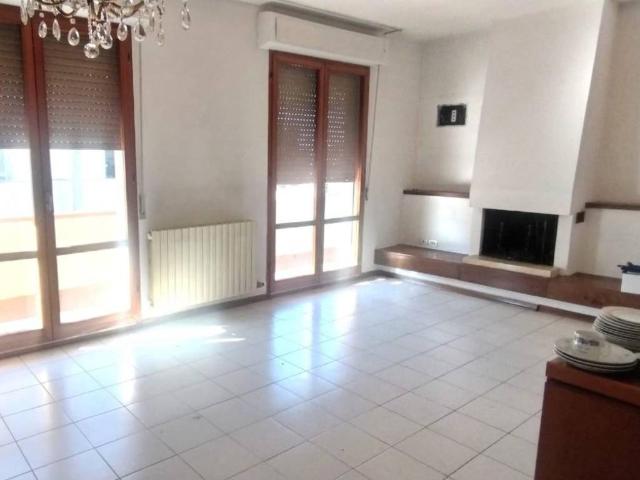 Appartamento in vendita a Massa MS