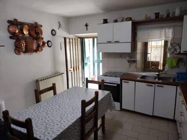 Appartamento in vendita a Massa MS