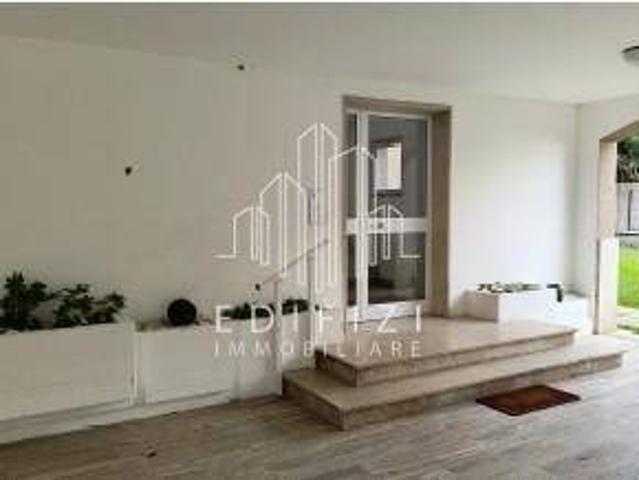 Appartamento in vendita a Massa MS