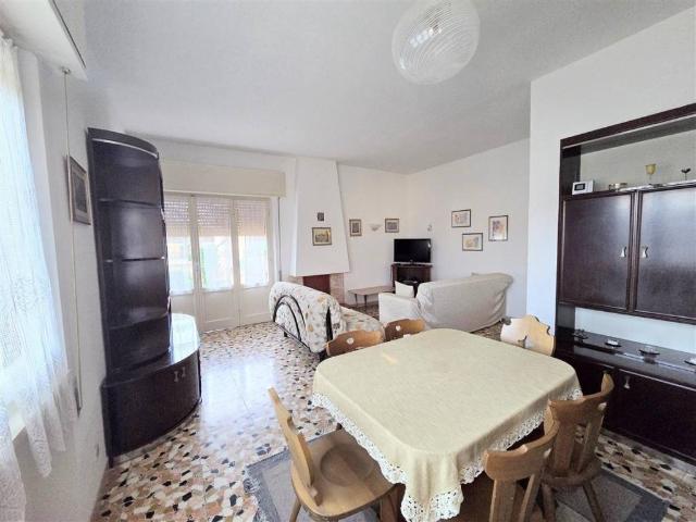 Appartamento in vendita a Massa MS