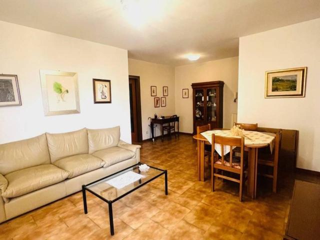 Appartamento in vendita a Massa MS