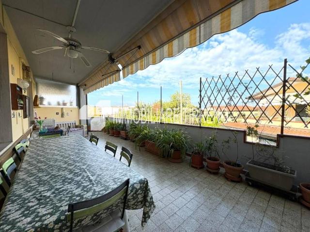 Appartamento in vendita a Massa MS