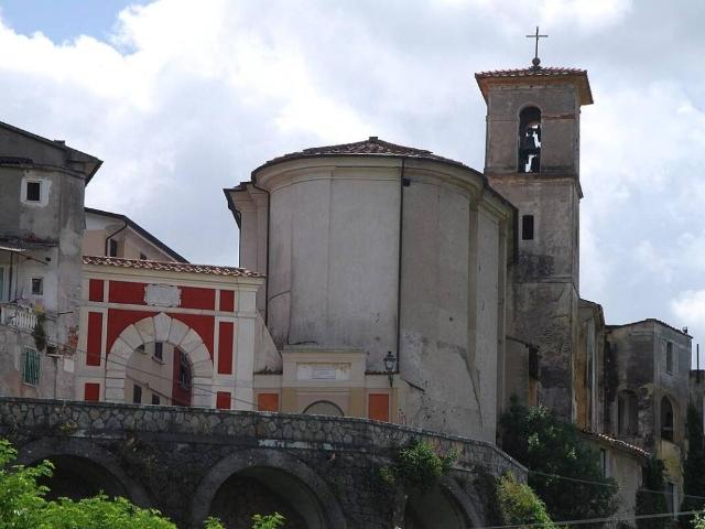 Appartamento in vendita a Massa MS