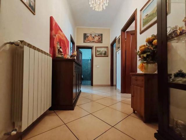 Appartamento in vendita a Massa MS