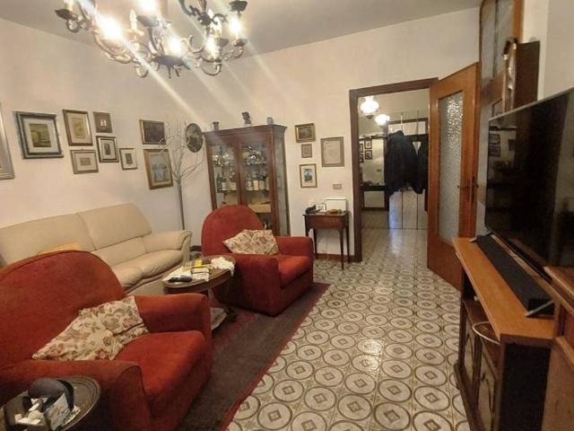 Appartamento in vendita a Massa MS