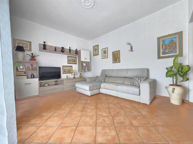 Appartamento in vendita a Massa MS