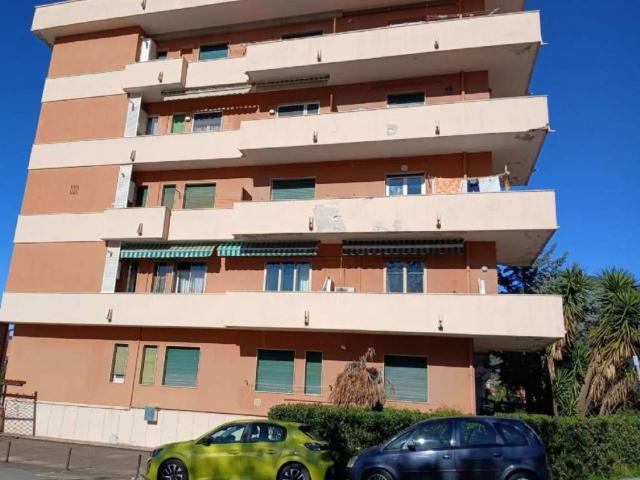 Appartamento in vendita a Massa MS