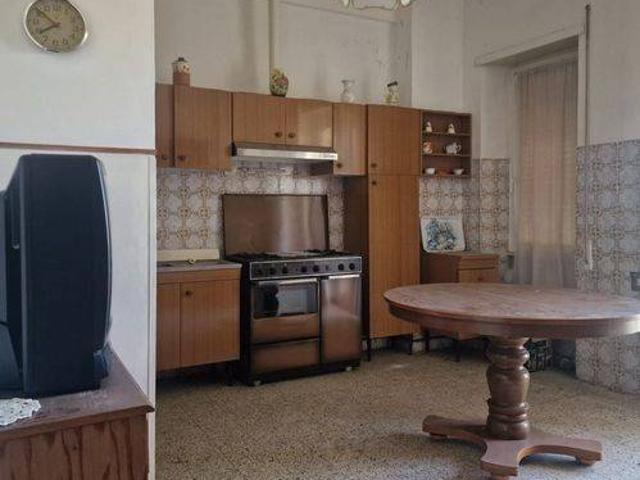 Appartamento in vendita a Massa MS