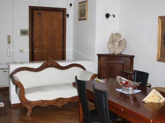 Appartamento in vendita a Massa MS