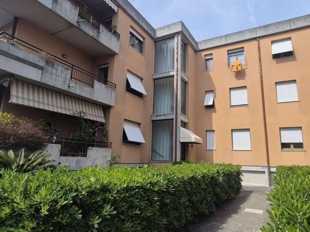 Appartamento in vendita a Massa MS