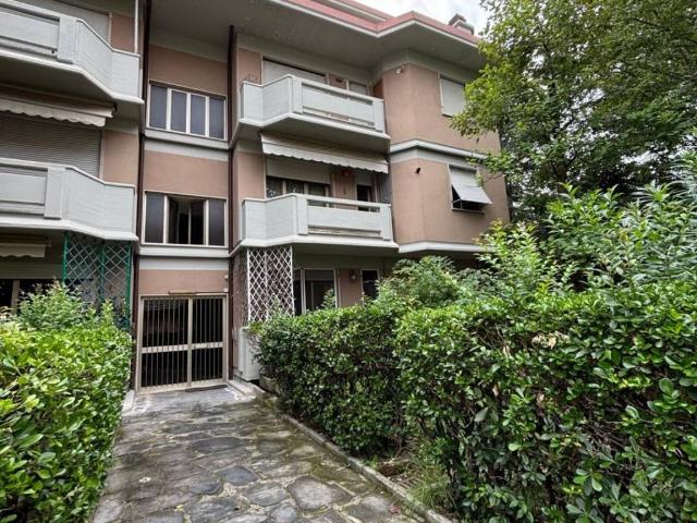 Appartamento in vendita a Massa MS