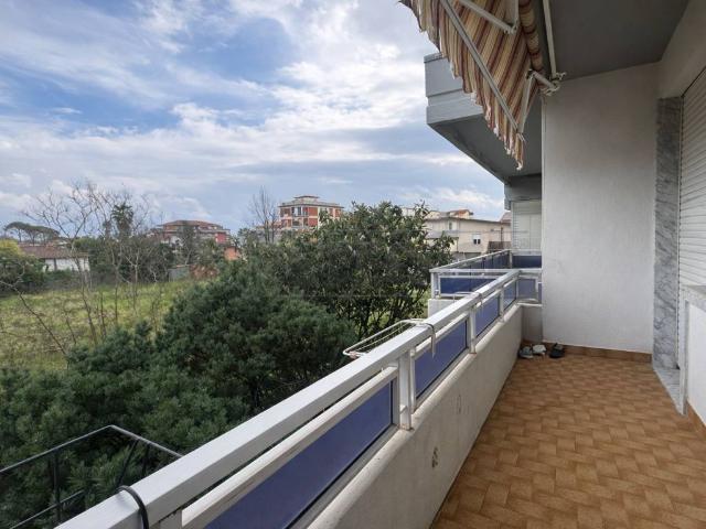 Appartamento in vendita a Massa MS