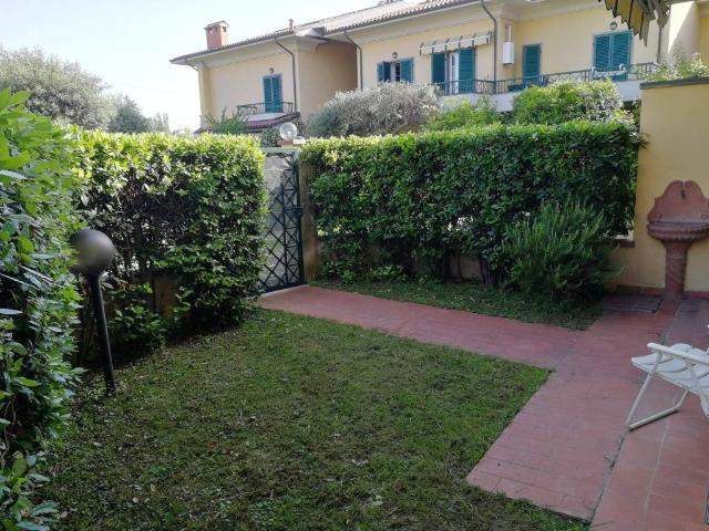 Appartamento in vendita a Massa MS