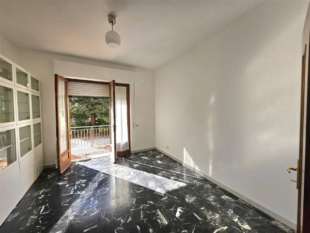 Appartamento in vendita a Massa MS