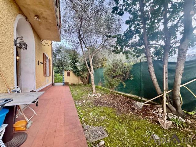 Appartamento in vendita a Massa MS