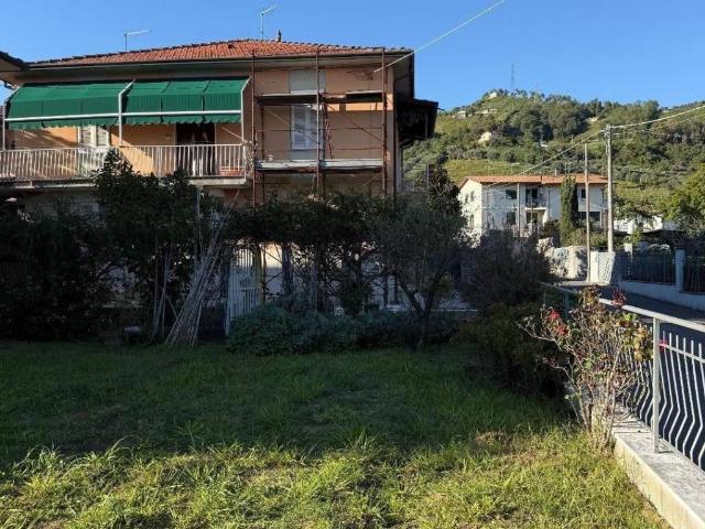 Appartamento in vendita a Massa MS