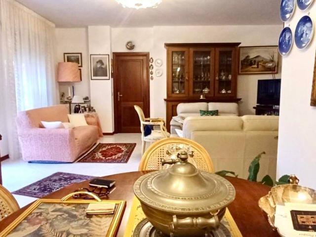 Appartamento in vendita a Massa MS