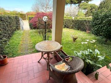 Appartamento in vendita a Massa MS