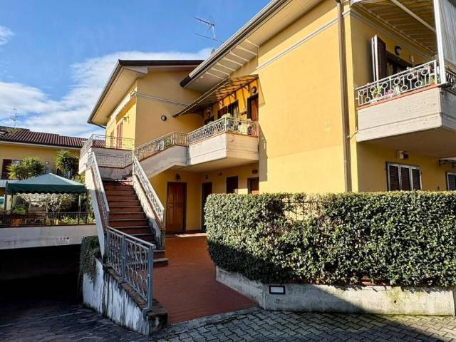 Appartamento in vendita a Massa MS