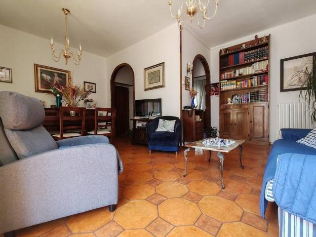 Appartamento in vendita a Massa MS