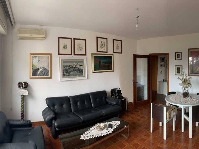 Appartamento in vendita a Massa MS