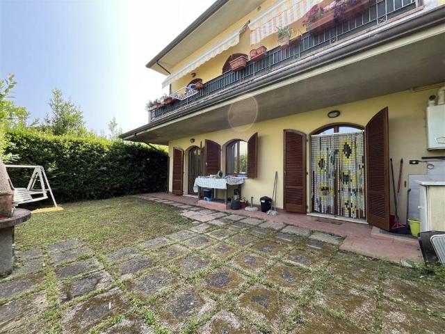 Appartamento in vendita a Massa MS