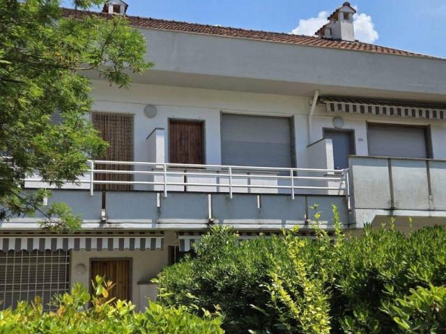 Appartamento in vendita a Massa MS