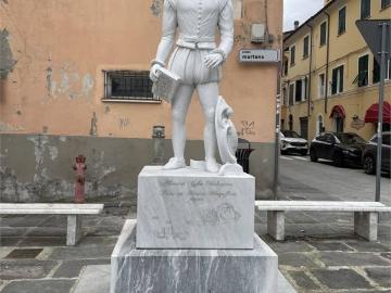 Appartamento in vendita a Massa Massa-Carrara