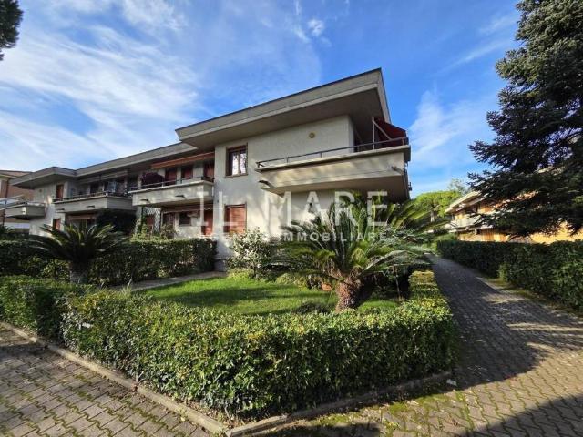 Appartamento in vendita a Massa MS