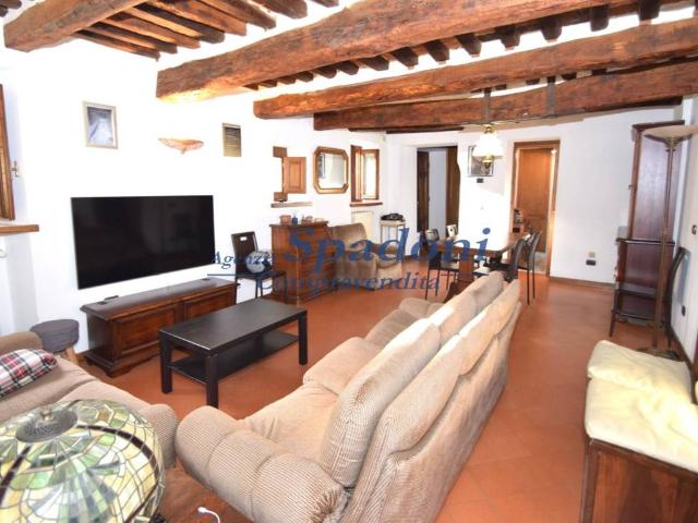 Appartamento in vendita a Massa e Cozzile PT