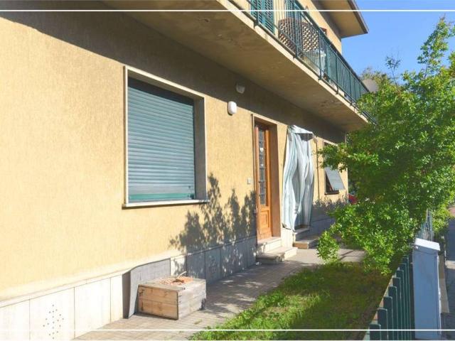 Appartamento in vendita a Massa e Cozzile PT