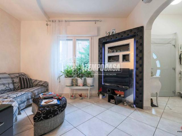 Casa indipendente in vendita a Massa Lombarda RA