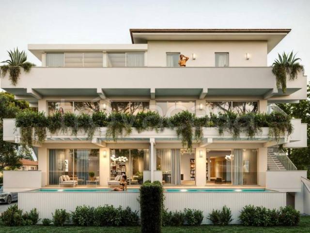 Appartamento in vendita a Massa via Bagnone, 5, Marina di Massa Centro