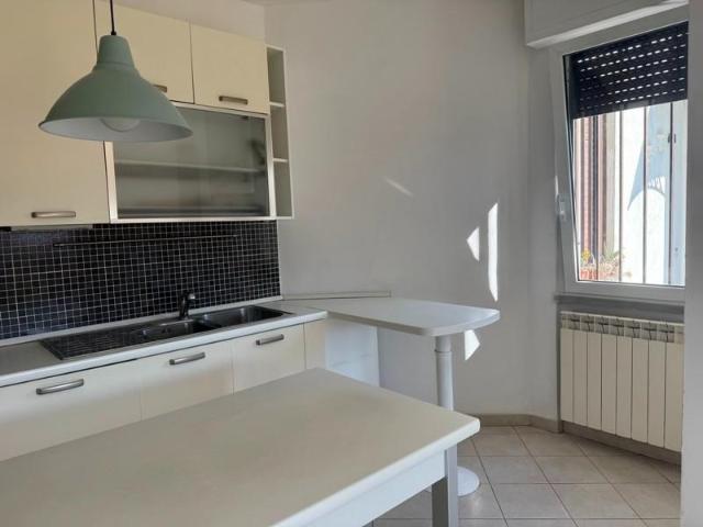 Appartamento in vendita a Massa via Pisa
