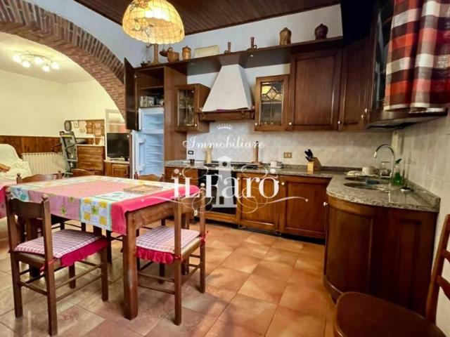 Casa indipendente in vendita a Massarosa LU