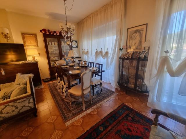 APPARTAMENTO in VENDITA a MASSAROSA Piano Di Mommio di 6 vani