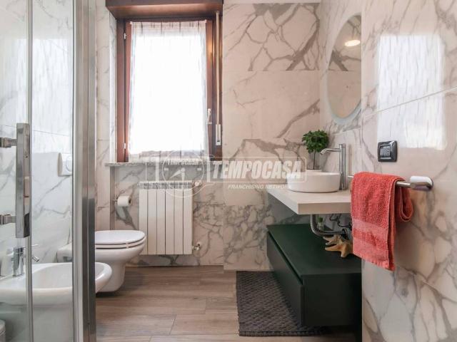 Appartamento in vendita a Marnate VA