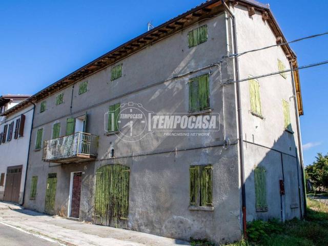 Casa indipendente in vendita a Marano sul Panaro MO