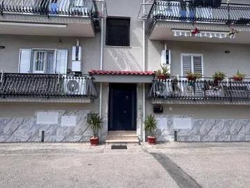 Appartamento in vendita a Marcianise CE