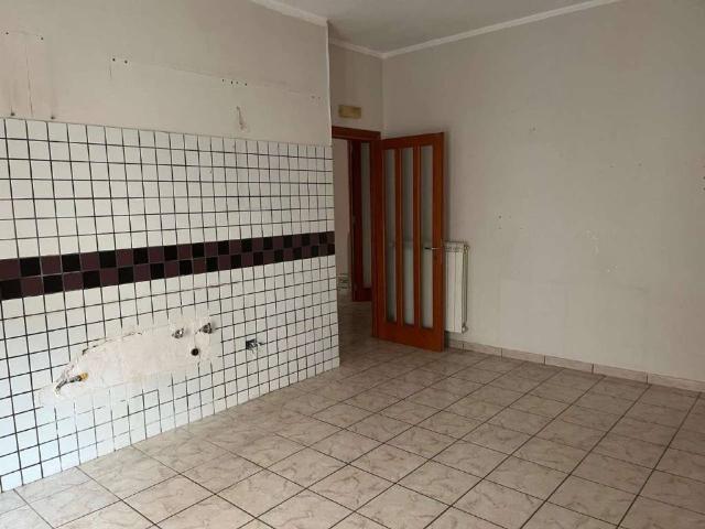 Appartamento in vendita a Marcianise CE
