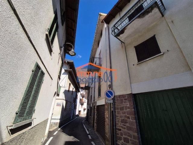 Appartamento in vendita a Margno LC